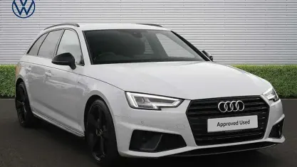 Used Audi A4 Black Edition 190 HP (139 kW) 2019 White Estate