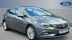 Grey Used 2017 Vauxhall Astra Elite Hatchback | £7,441 (Fair price)