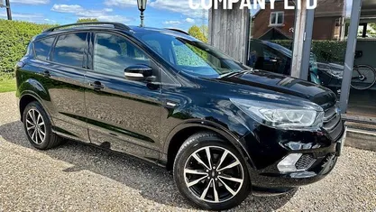Używany Ford Kuga ST-Line 150 KM (110 kW) 2019 Czarny SUV