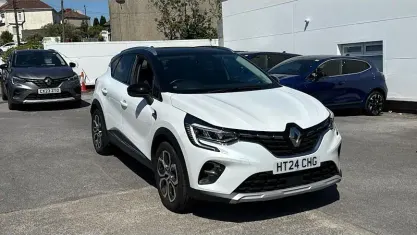 Used Renault Captur Techno 91 HP (66 kW) 2024 White  SUV