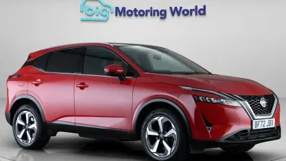 Used Nissan Qashqai N-Connecta 158 HP (116 kW) 2022 Red SUV