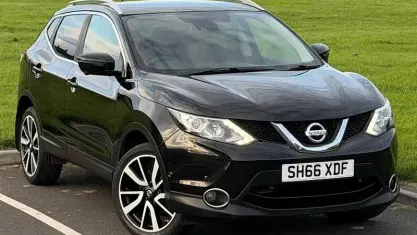 Used Nissan Qashqai Tekna 131 HP (96 kW) 2016 Black SUV