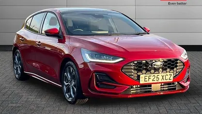 Used 2025 Ford Focus ST-Line Hatchback | £19,999 (Fair price)