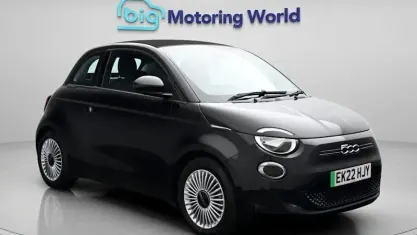Used Fiat 500e Icon 86 kW (118 HP) 2022 Black Cabriolet