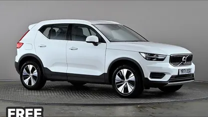 Used Volvo XC40 Inscription 211 HP (155 kW) 2021 White SUV