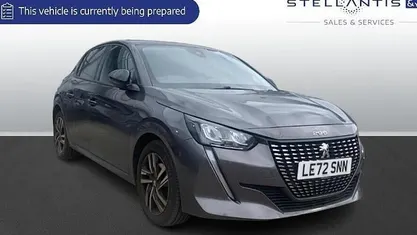 Used Peugeot 208 Allure+ 102 HP (75 kW) 2023 Hatchback