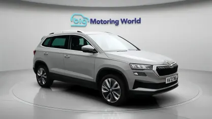 Używany Skoda Karoq SE L 150 KM (110 kW) 2023 Szary SUV