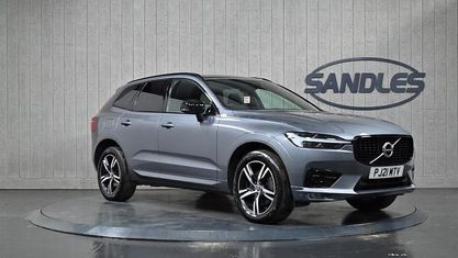 Używany Volvo XC60 R-Design 197 KM (144 kW) 2021 Szary SUV