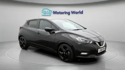 Używany Nissan Micra S 92 KM (67 kW) 2021 Czarny Hatchback