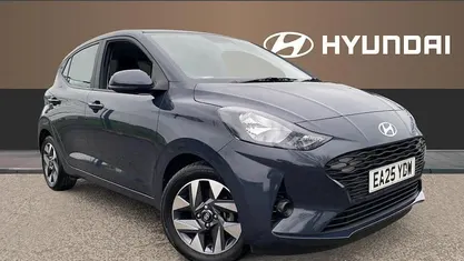 Used 2025 Hyundai i10 Advanced Hatchback | £15,379 (Fair price)