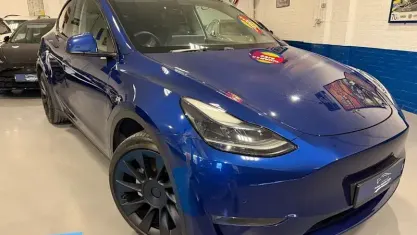 Used Tesla Model Y Long Range AWD 286 kW (389 HP) 2025 SUV