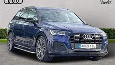 Blue Used 2020 Audi Q7 Comfort SUV | £45,010 (Fair price)