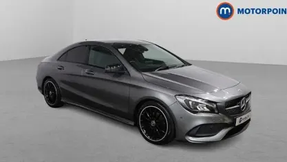 Usado Mercedes CLA200 AMG line 156 HP (114 kW) 2018 Cinzento Sedan