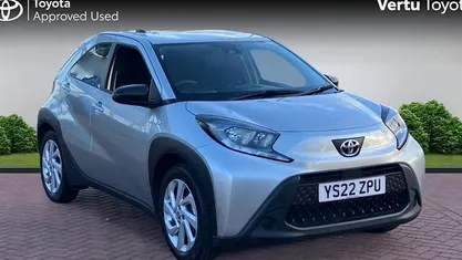 Used 2025 Toyota Aygo X PURE SUV | £14,473 (Fair price)