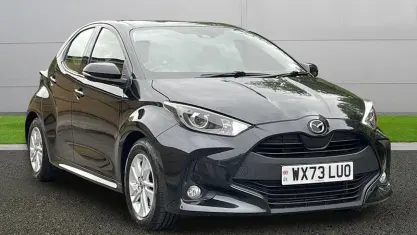 Używany Mazda 2 Comfort 116 KM (85 kW) 2023 Czarny Hatchback