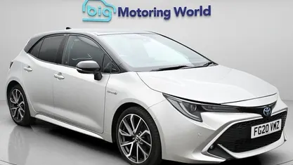 Begagnad Toyota Corolla 122 HK (89 kW) 2022 Halvkombi