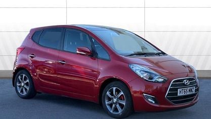 Second-hand Hyundai ix20 Premium 116 CP (85 kW) 2016 Roșu Hatchback