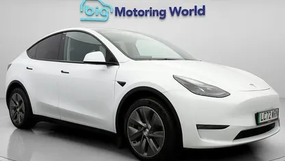 Used 2025 Tesla Model Y Long Range AWD SUV | £27,000 (Super price)