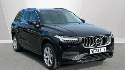 Used Volvo XC90 Core 250 HP (183 kW) 2023 Black SUV