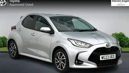 Used Toyota Yaris Design 116 HP (85 kW) 2023 Silver Hatchback