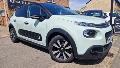 Used Citroën C3 Flair 101 HP (74 kW) 2017 Green Hatchback