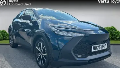 New Toyota C-HR Design 223 HP (164 kW) 2025 Blue SUV