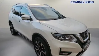 White Used 2019 Nissan X-Trail Tekna SUV | £16,150 (Fair price)