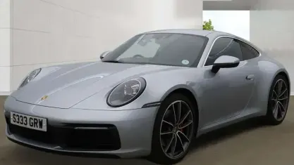 Usado Porsche 911 450 HP (330 kW) 2022 Prateado Coupé