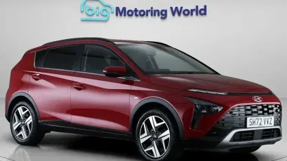 Begagnad Hyundai Bayon Premium 120 HK (88 kW) 2023 Röd SUV