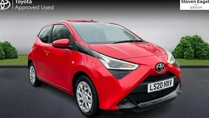 Used 2020 Toyota Aygo X-play Hatchback | £10,614 (Fair price)