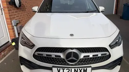 Used Mercedes GLA200 Active 150 HP (110 kW) 2021 White SUV