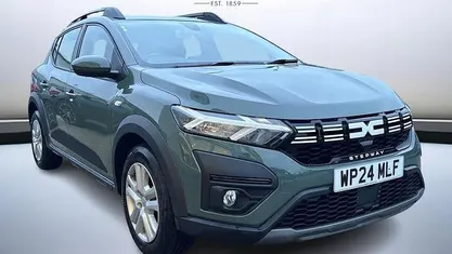 Used 2025 Dacia Sandero Expression Hatchback | £12,999 (Good price)