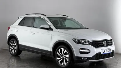 White Used 2021 VW T-Roc Active SUV | £20,700 (Fair price)