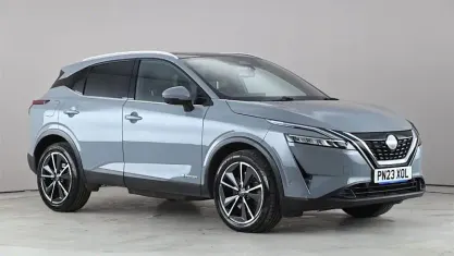 Używany Nissan Qashqai Tekna 190 KM (139 kW) 2023 Szary SUV