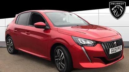 Używany Peugeot 208 Allure 102 KM (75 kW) 2021 Czerwony Hatchback