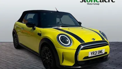 Used Mini Cooper Cabriolet Classic 136 HP (100 kW) 2020 Yellow Cabriolet