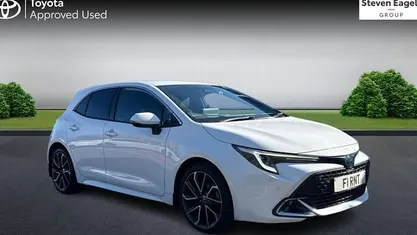 Used Toyota Corolla 140 HP (102 kW) 2026 Hatchback