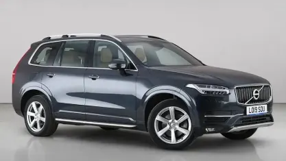 Used Volvo XC90 Momentum 235 HP (172 kW) 2019 Grey SUV