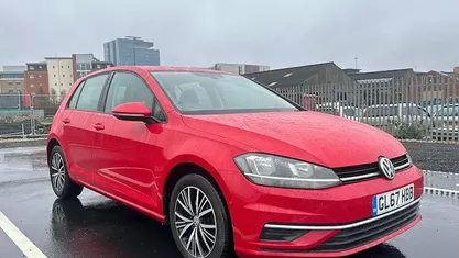 Used 2017 VW Golf VII SE Hatchback | £7,495 (Fair price)