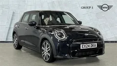 Black Used 2024 Mini Cooper S Exclusive Hatchback | £22,390 (Fair price)