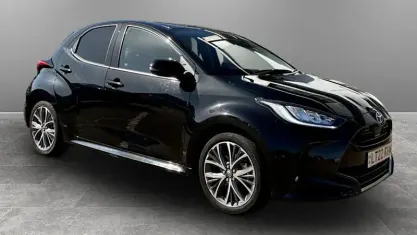 Used Toyota Yaris 116 HP (85 kW) 2022 Black Hatchback