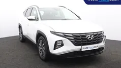 White Used 2022 Hyundai Tucson SE SUV | £18,995 (Fair price)