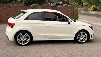Used Audi A1 Sportback S-Line 105 HP (77 kW) 2014 Hatchback