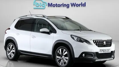 Used Peugeot 2008 Allure Premium 131 HP (96 kW) 2019 White SUV