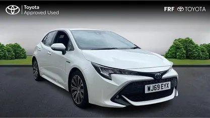 Used Toyota Corolla Design 122 HP (89 kW) 2022 Hatchback