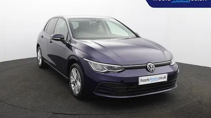 Used VW Golf VIII Life 131 HP (96 kW) 2023 Hatchback