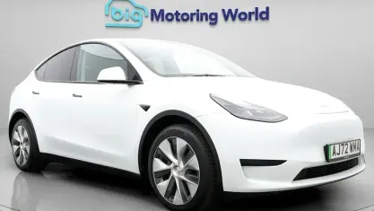 Used Tesla Model Y Standard Range 219 kW (299 HP) 2022 White SUV