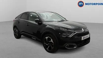 Used Citroën C4 Shine 131 HP (96 kW) 2023 Black SUV