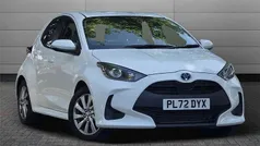 White Used 2023 Toyota Yaris Hybrid Hatchback | £16,350 (Good price)