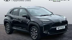 Black Used 2021 Toyota Yaris Cross Design SUV | £19,500 (Fair price)